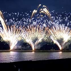 常滑りんくうビーチサンセット花火指定席